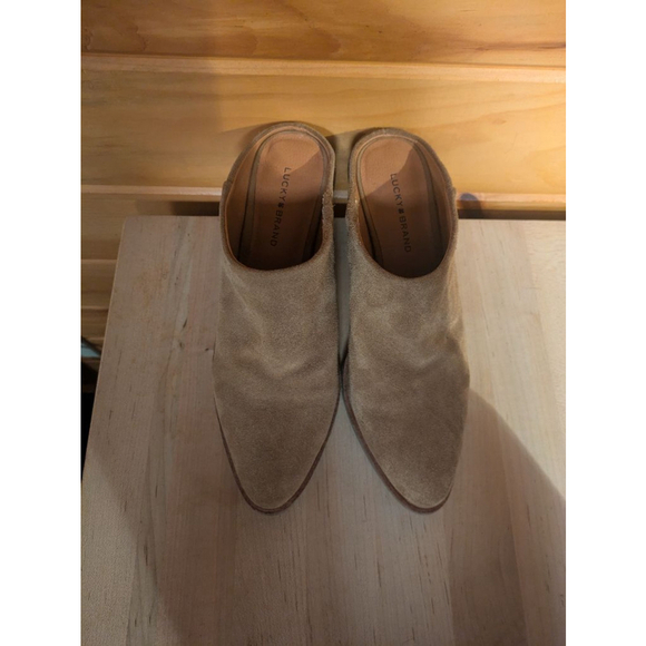 Women's Lucky Brand Brown Suede Mules Size 8 - Picture 4 of 6